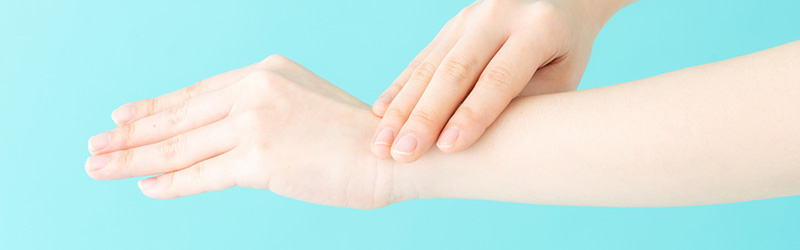 紫外線ケアはなぜ必要?お肌に与える影響と日焼けへの応急処置