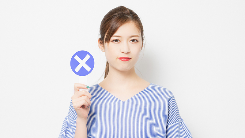 美容クリニックのスタッフが、