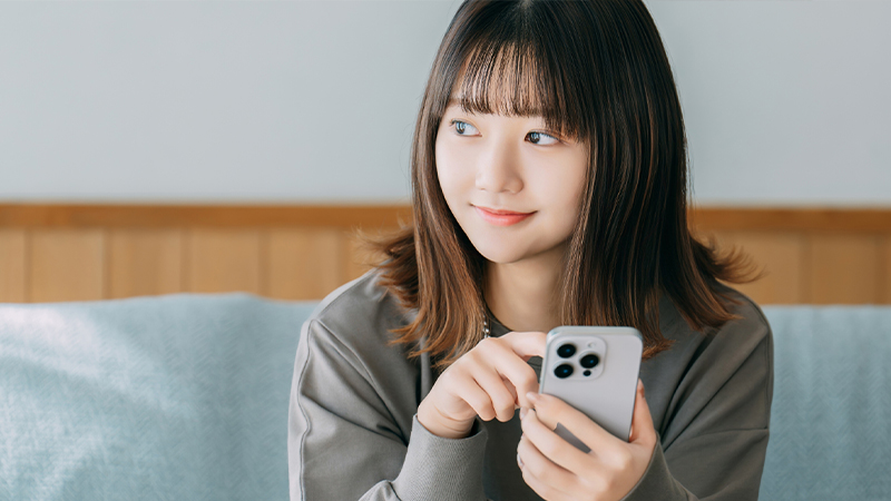 美容クリニックで働く女性スタッフが休憩